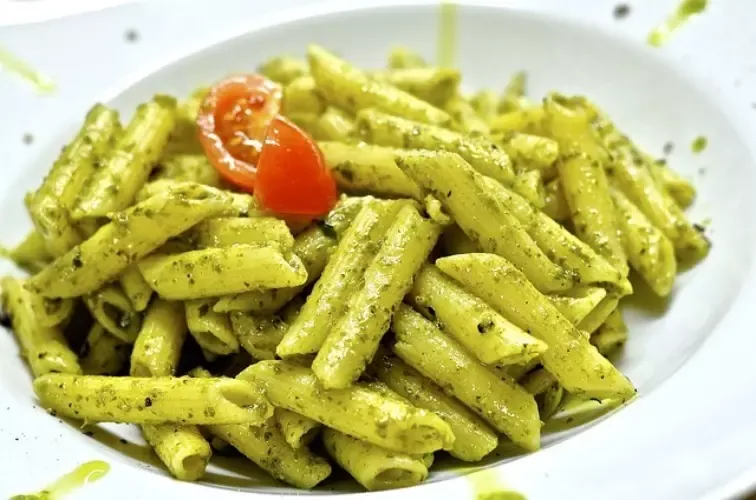 Maccheroni Pesto Genovese Titelbild